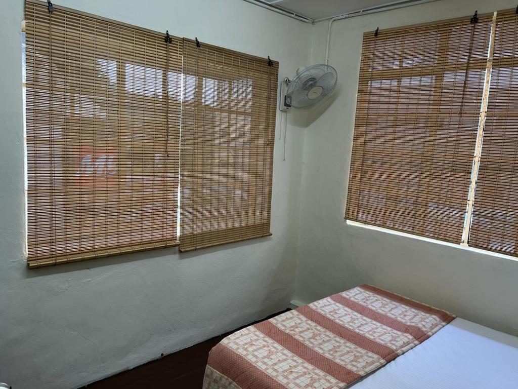 De Cameron Guest House Танах-Рата Экстерьер фото